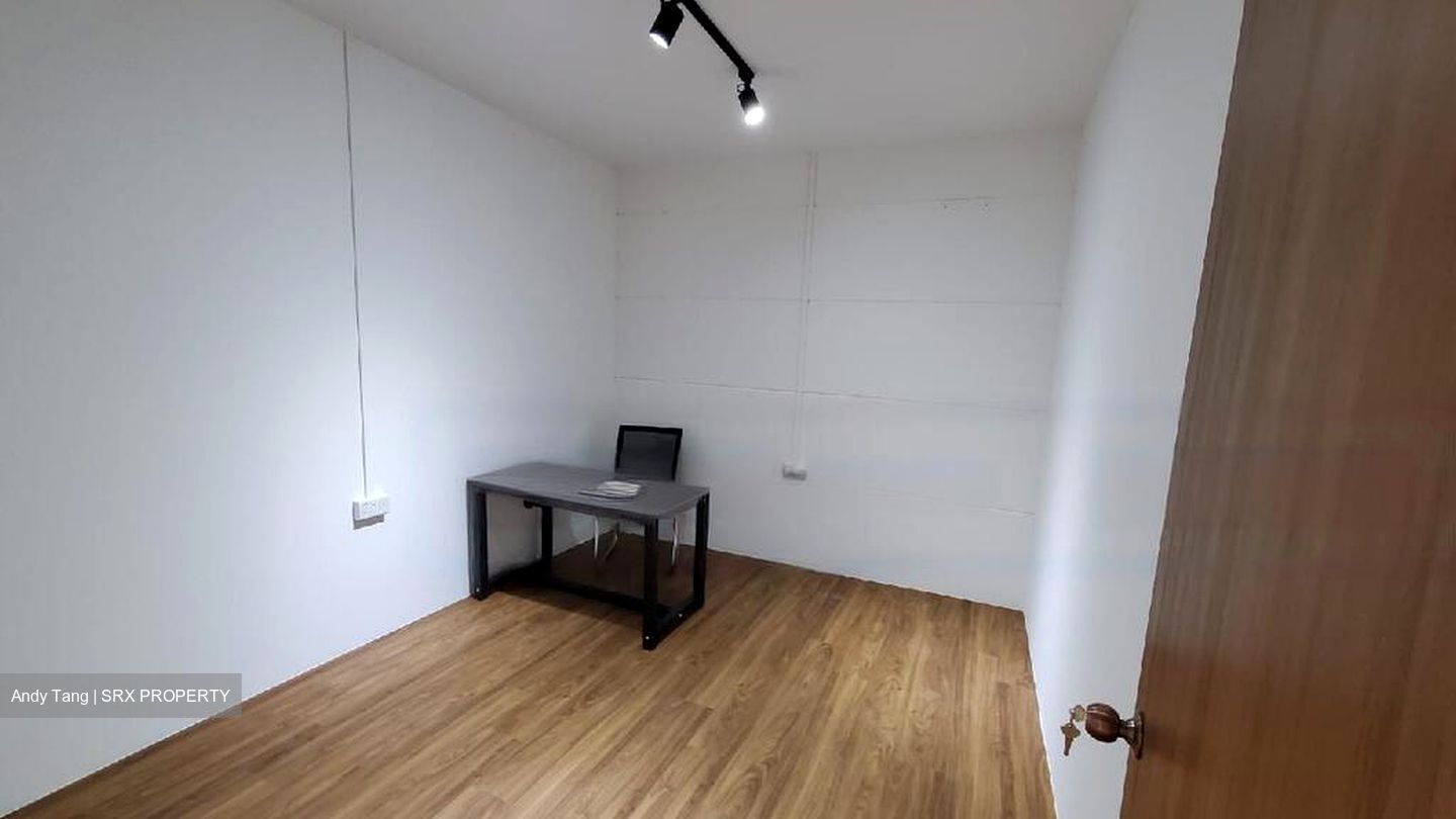 Primz Bizhub (D25), Office #479460481
